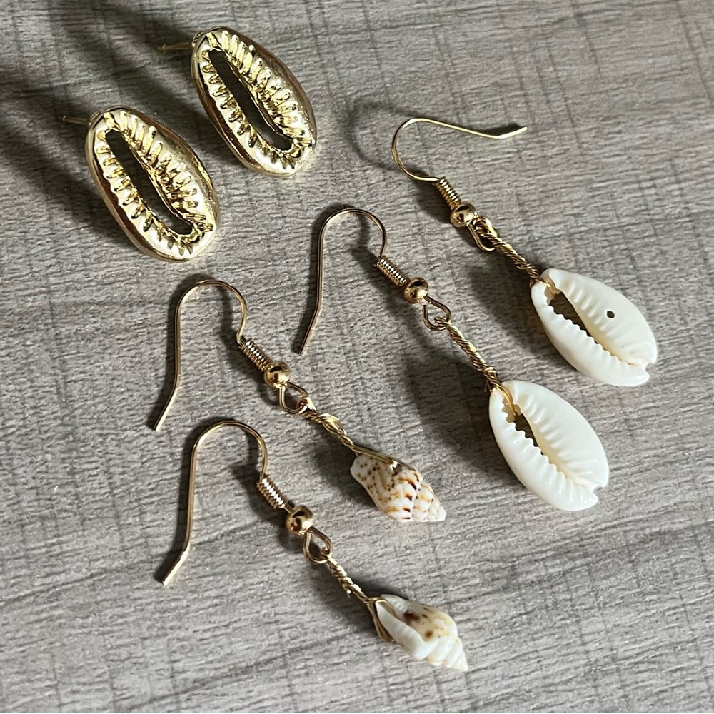 Shell earrings